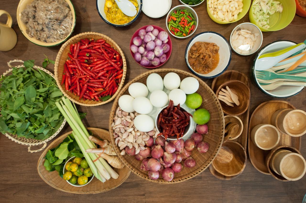 Hom Hostel & Cooking Club Бангкок Экстерьер фото
