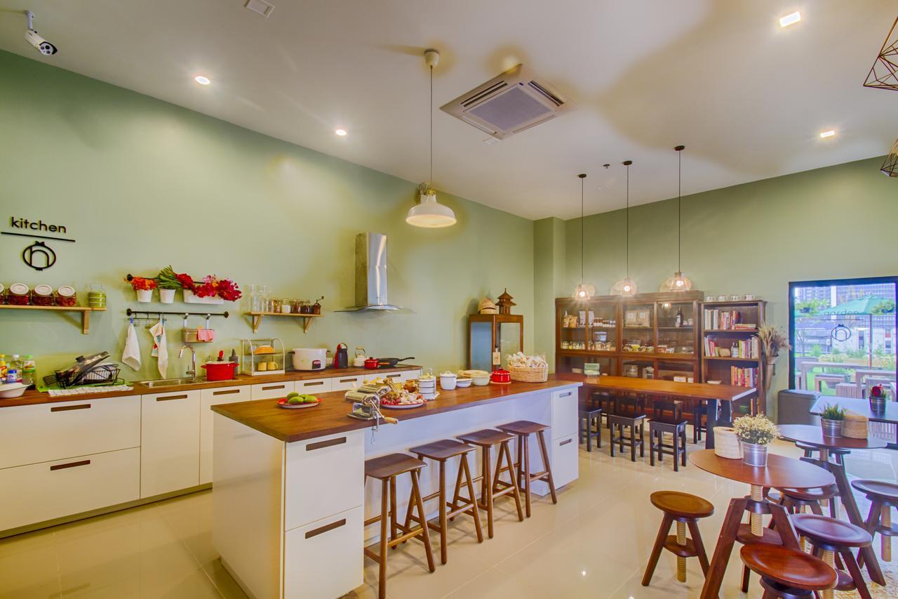 Hom Hostel & Cooking Club Бангкок Экстерьер фото