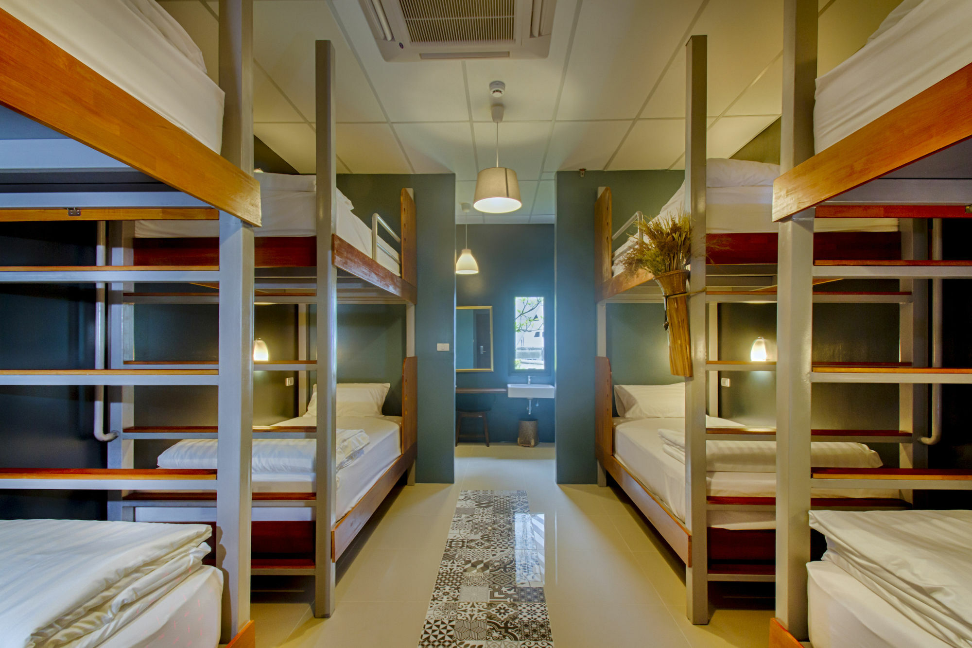 Hom Hostel & Cooking Club Бангкок Экстерьер фото