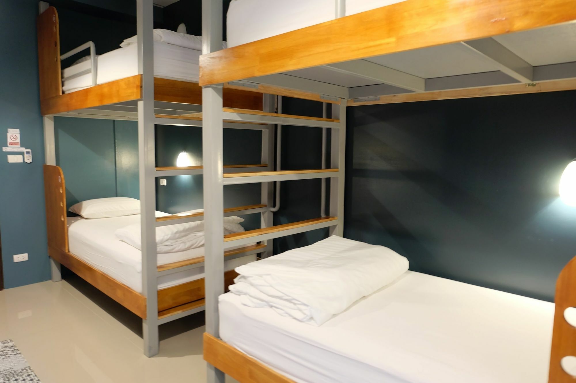 Hom Hostel & Cooking Club Бангкок Экстерьер фото